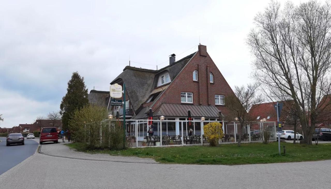Schaake Hooksiel - Charmante Reetdachwohnung & Kostenfreier Parkplatz Exterior foto